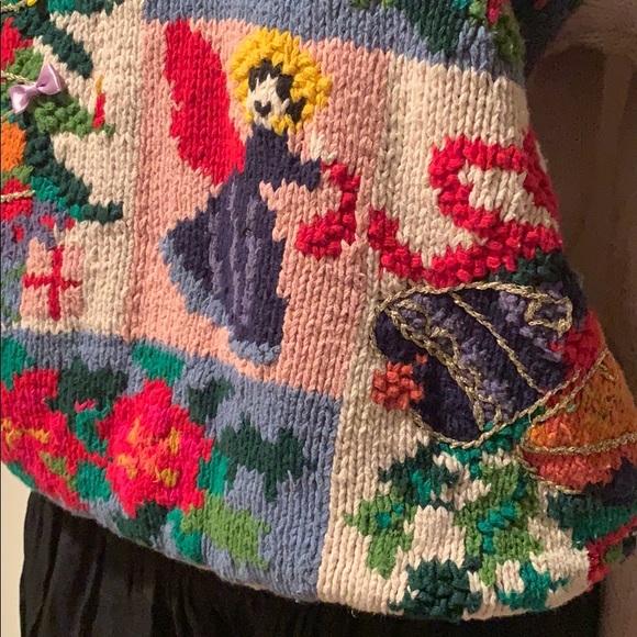 Vintage Christmas Sweater - Picture 4 of 8